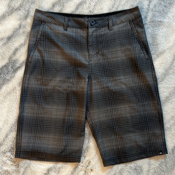 Quicksilver plaid board shorts - Picture 1 of 11